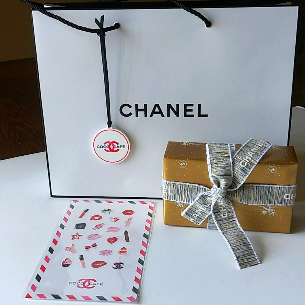 CHANEL Bundle